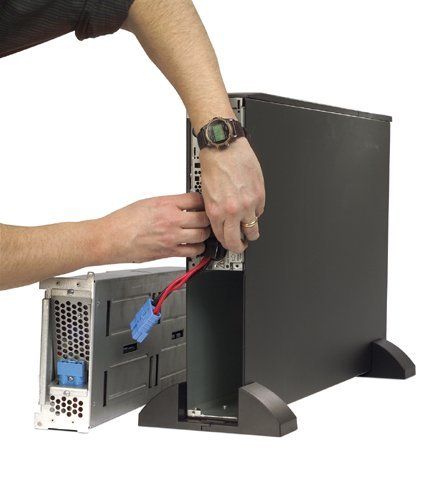 APC Smart-UPS XL Modular 3000VA - UPS - 230 V c.a. V - 2.85 kW - 3000 VA - 2U -…