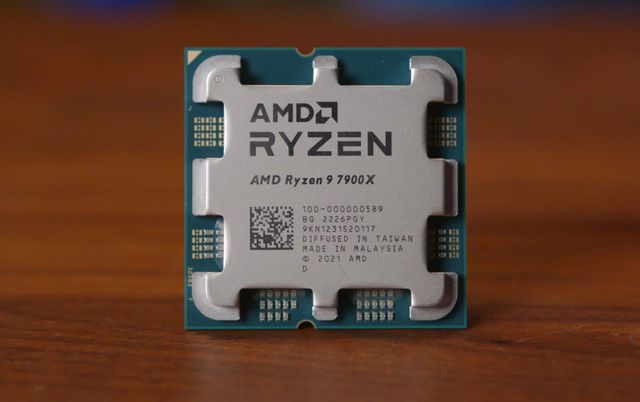 CPU AMD RYZEN9 7900X AM5 4,7GHZ 12CORE BOX 64MB 64BIT 170W