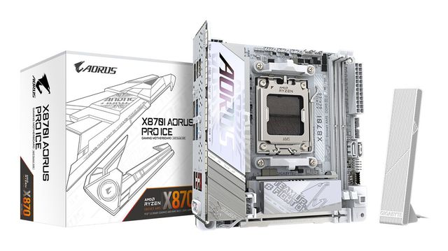 GIGABYTE X870I AORUS PRO ICE scheda madre AMD X870 Socket AM5 Micro ITX