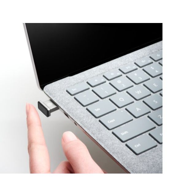 KENSINGTON CHIAVETTA USB CON LETTORE DI IMPRONTE DIGITALI VERIMARK PER IL SETTO…