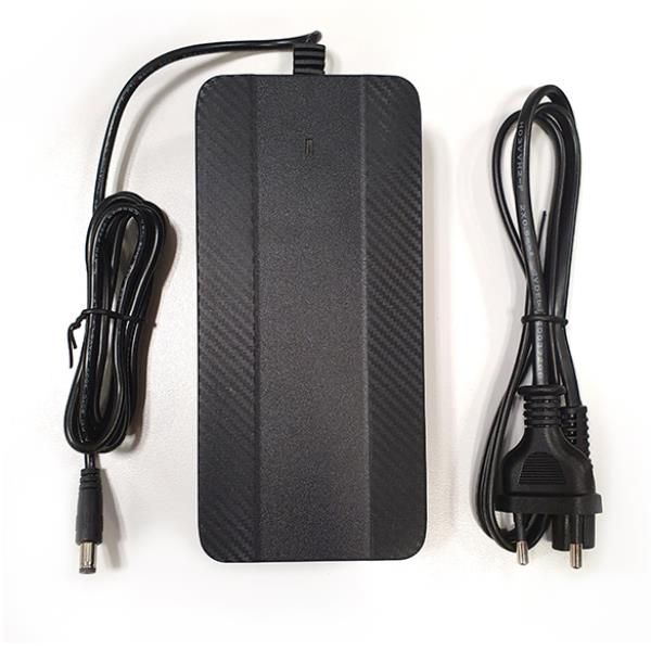 NILOX CARICABATTERIA EBIKE C1 CARGO LIGHT