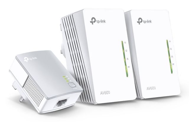 POWERLINE AV600 300 MBPS KIT 3PZ 2PZ TL-WPA4220 + 1PZ TL-PA4010