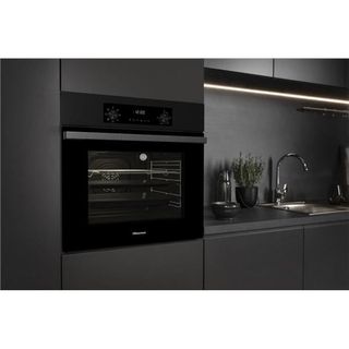 Hisense nero ventilato 61L