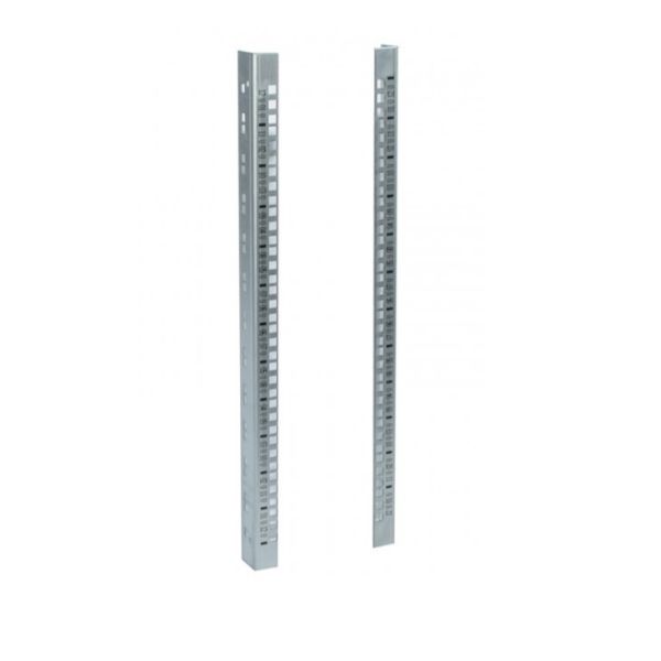 Legrand SET DI 2 MONTANTI PER BOX 18U