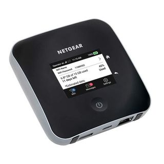 NETGEAR Nighthawk M2 Mobile Router - Hotspot mobile - 4G LTE Advanced - 1 Gbps …
