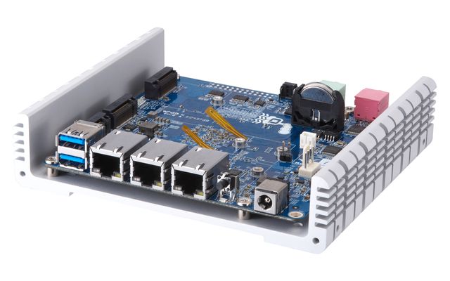 QNAP QBoat Sunny - Server - scheda sviluppo sistema con base radiatore - 1 via …