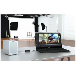 StarTech.com Adattatore da Thunderbolt 3 a Thunderbolt 2 - Da laptop TB3 a disp…