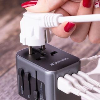 Verbatim UTA-03 - Alimentatore - 30 Watt - PD 3.0, Quick Charge 3.0 - 4 connett…