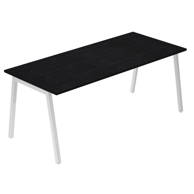 Scrivania lineare Easy struttura bianca gambe inclinate 140x80cm nero venato